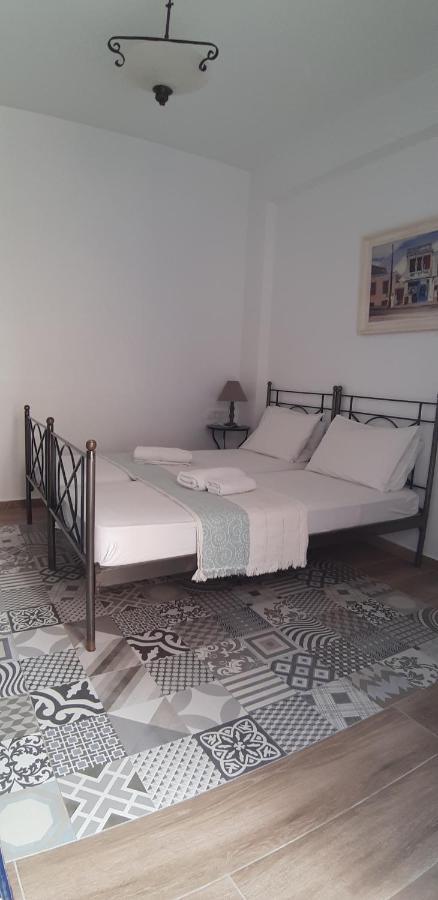 Villa Spyros Santorini Периса Екстериор снимка