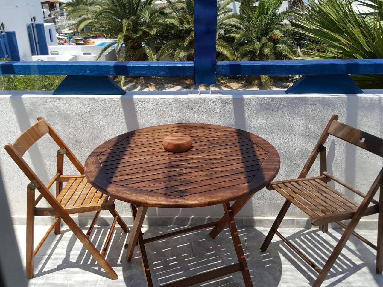 Villa Spyros Santorini Периса Екстериор снимка